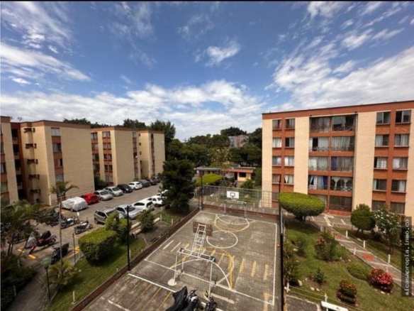APARTAMENTO EN VENTA AL NORTE DE CALI SECTOR TORRES DE COMFANDI