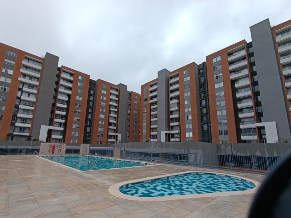 Apartamento ubicado en Valle del Lili, conjunto Nova Club, Cali