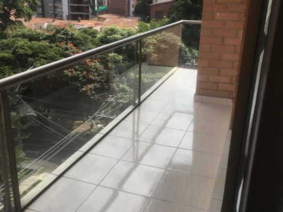 VENTA APARTAMENTO EDIF. CALANTHE MEDELLIN