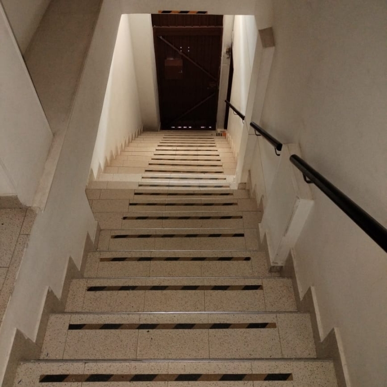 VENDO EXCELENTE EDIFICIO 3 PISOS BARRIO CALDAS