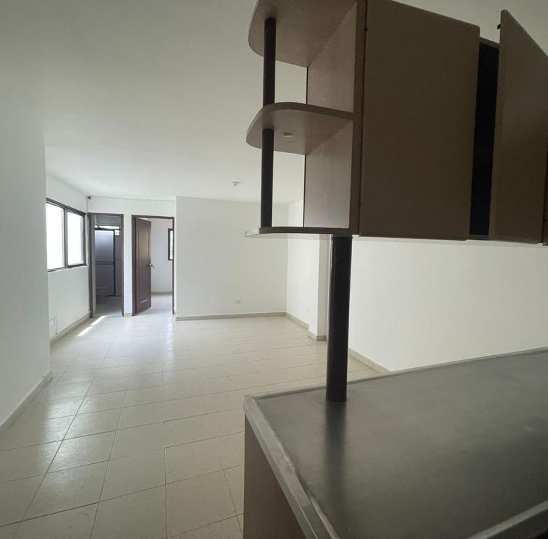 VENDO EXCELENTE EDIFICIO 3 PISOS BARRIO CALDAS