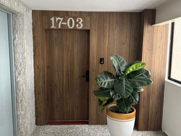 VENDO SUPER COMODO PENTH HOUSE CON EXCELENTE VISTA A CALI