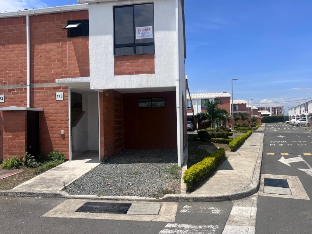 VENDP CASA EN CONDOMINIO JAMUNDI