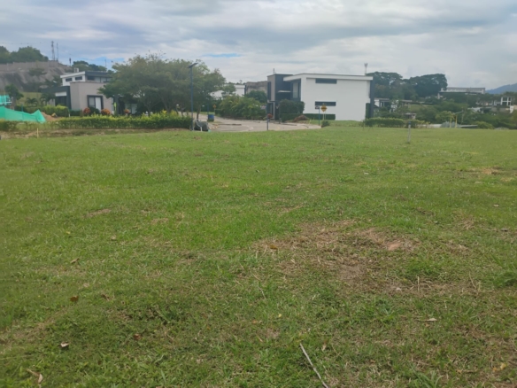Espectacular Lote en Venta RUITOQUE PARK HOUSE