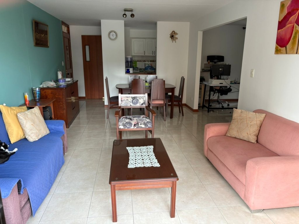 Apartamento en unidad cerrada en El Caney Cali