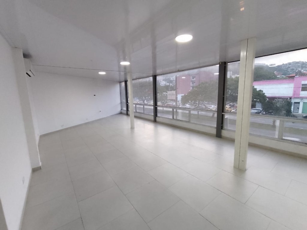 📍 Alquiler de Oficina o Local en San Fernando – 70 m²
