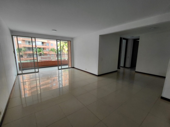 Venta Apartamento 3 piso en la Flora