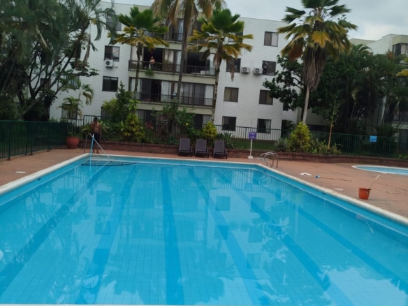 Apartamento en el sur de Cali, ubicado en la Unidad Santa Paula, sobre la 70 con Pasoancho.