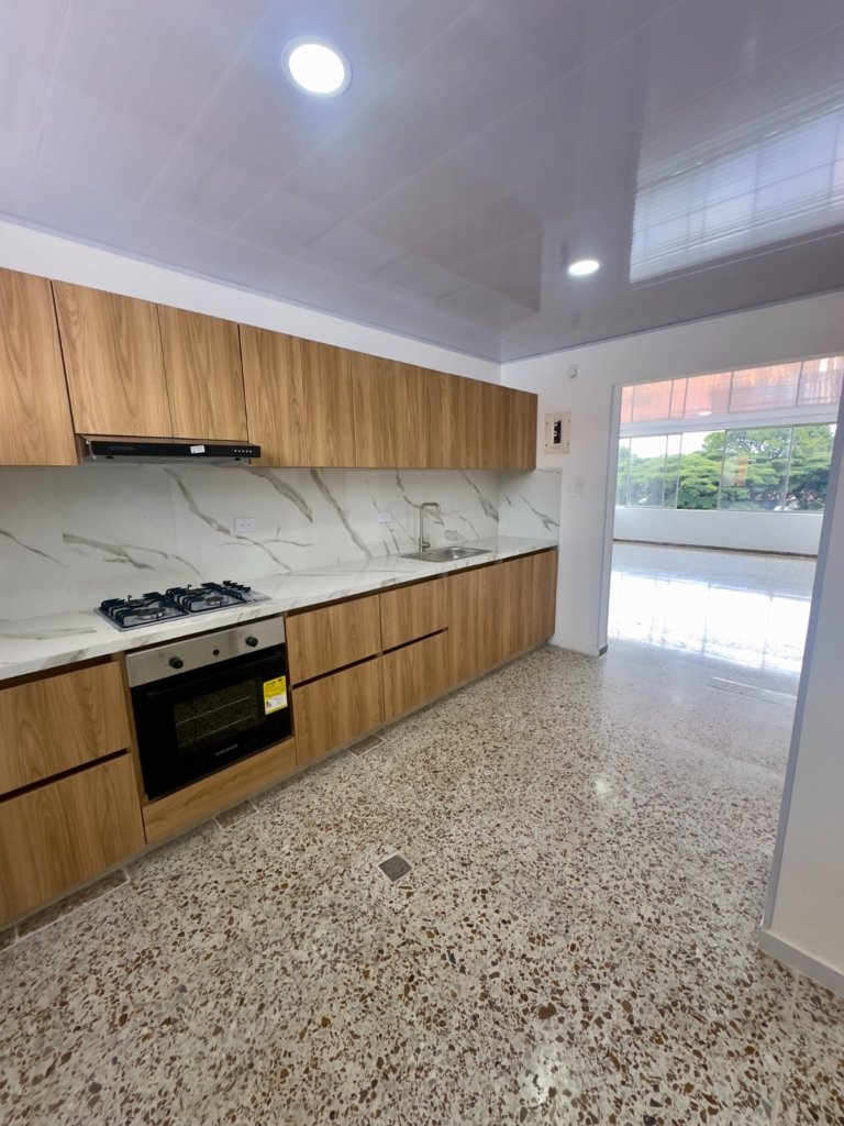 Apartamento en venta en El Limonar – Cali, frente al Centro Comercial Premier