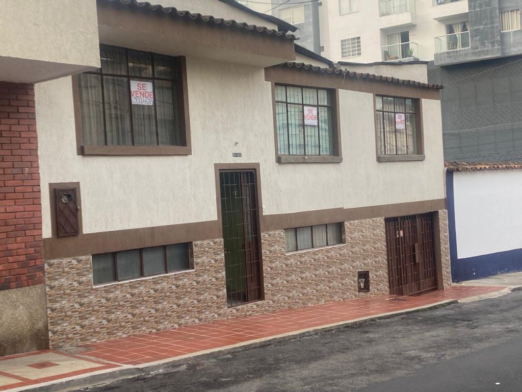 Espectacular casa remodelada en venta en Antonia Santos, Bucaramanga – 6 habitaciones