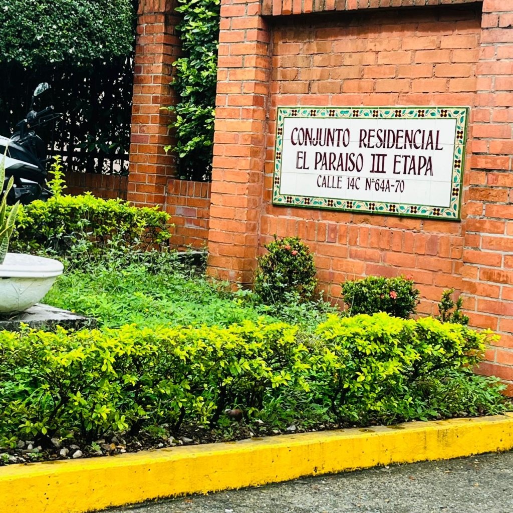 Arriendo Apartamento 1er piso PARAISO III