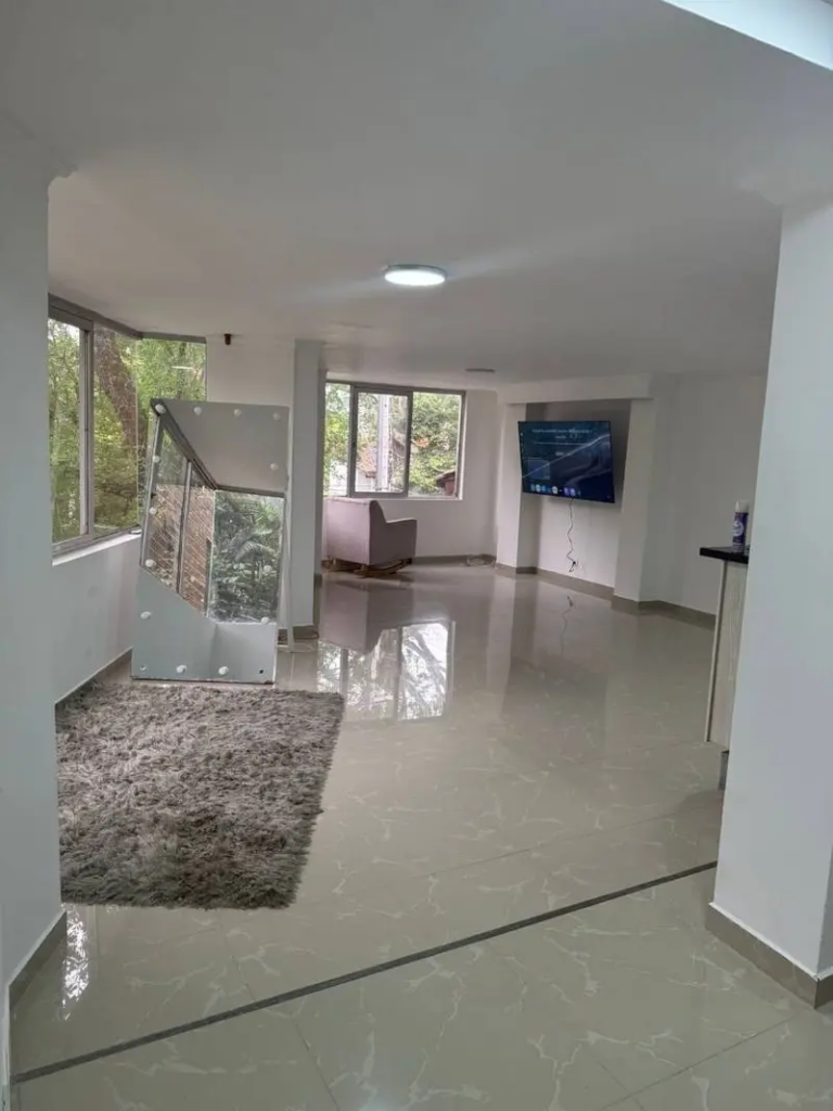 Apartamento en Arriendo en Laureles, Medellín