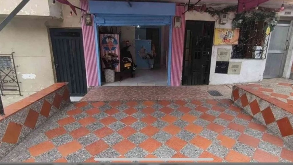 Casa ubicada en el barrio El Salvador, Medellín