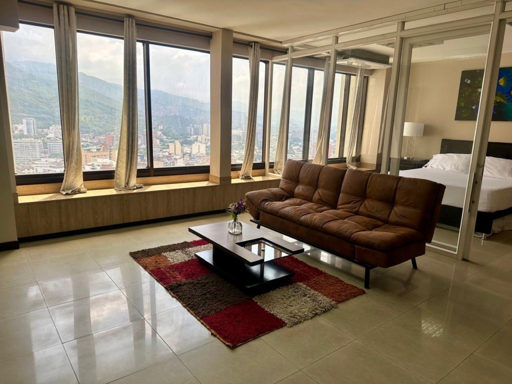 VENTA PROPIEDAD EN EDIFICIO TORRE DE CALI