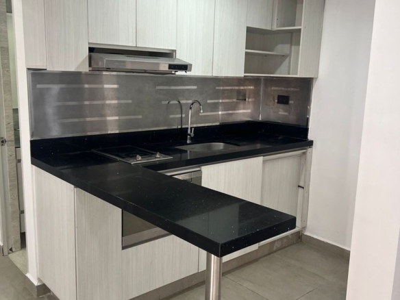 Apartamento en Arriendo en Pajarito, Medellín