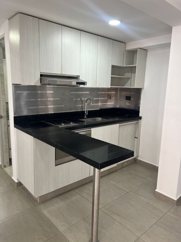 Apartamento en Arriendo en Pajarito, Medellín