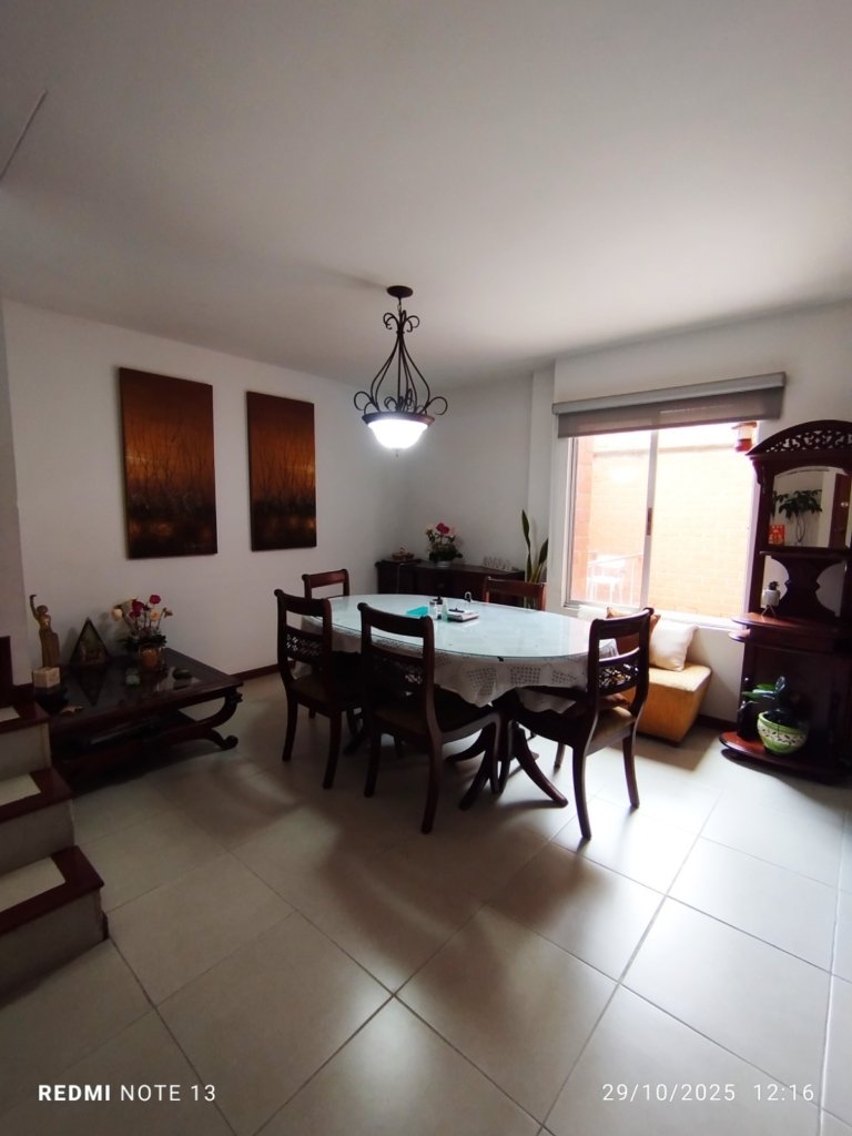 Casa en venta en condominio Barrio La Hacienda en Cali