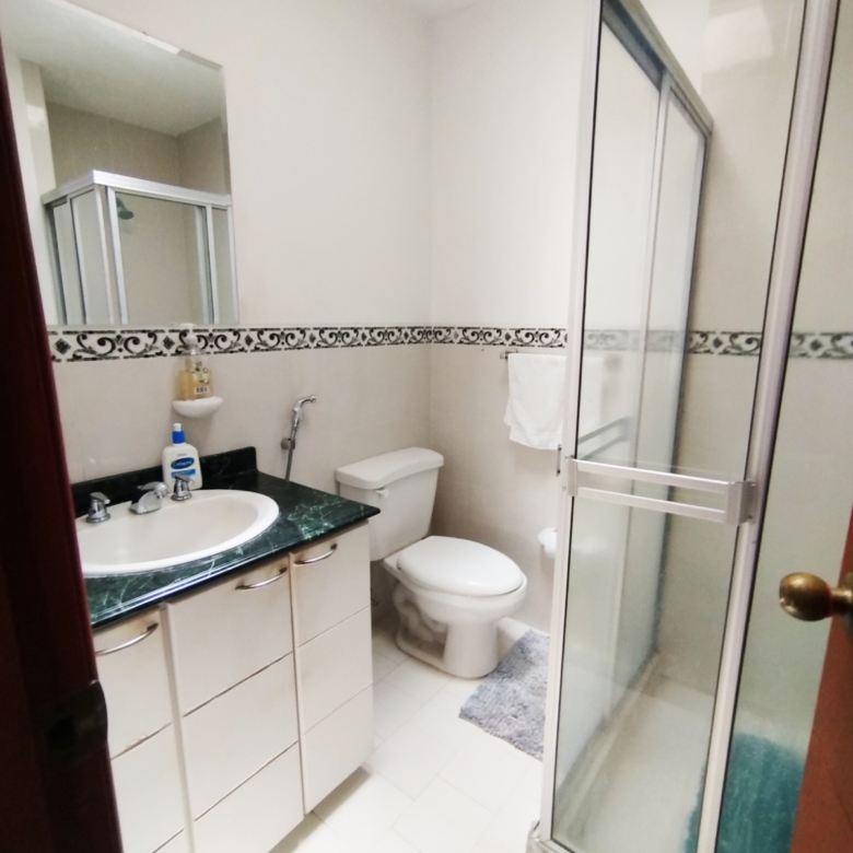 Casa en venta en condominio Barrio La Hacienda en Cali