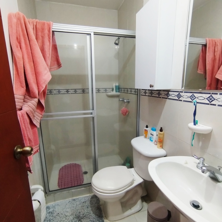 Casa en venta en condominio Barrio La Hacienda en Cali