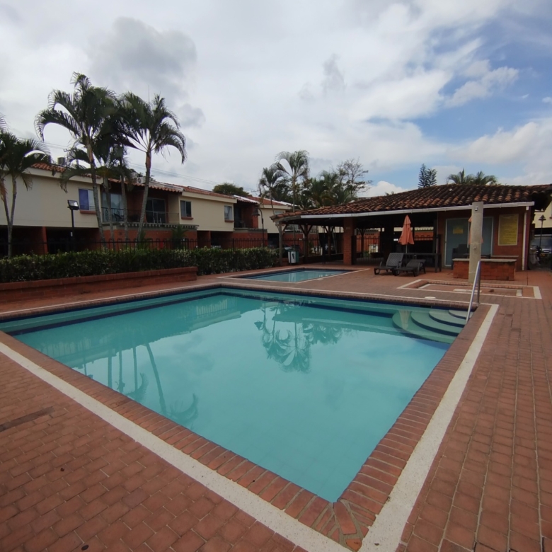 Casa en venta en condominio Barrio La Hacienda en Cali