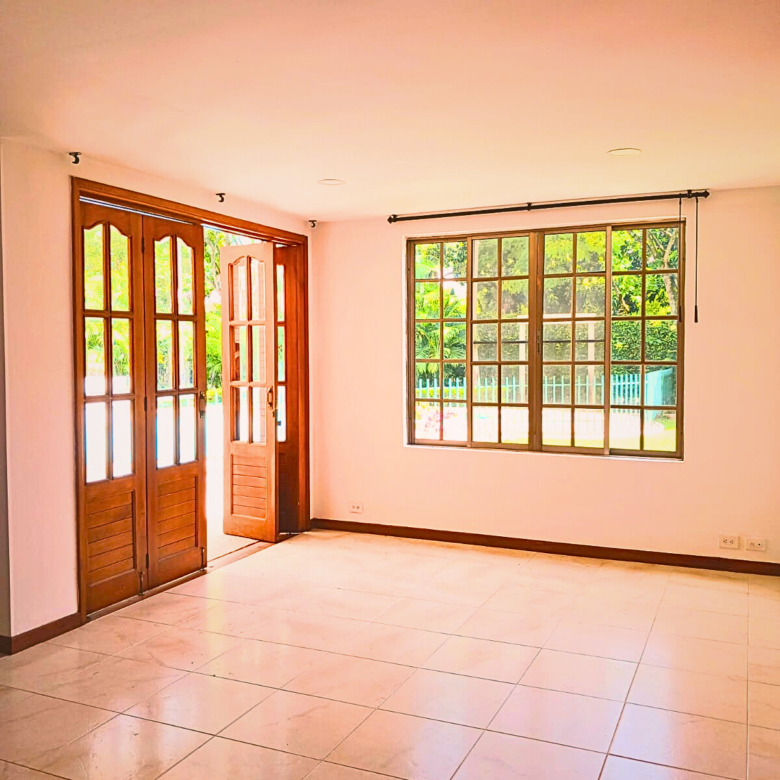 Casa campestre en venta en La Morada, Jamundi