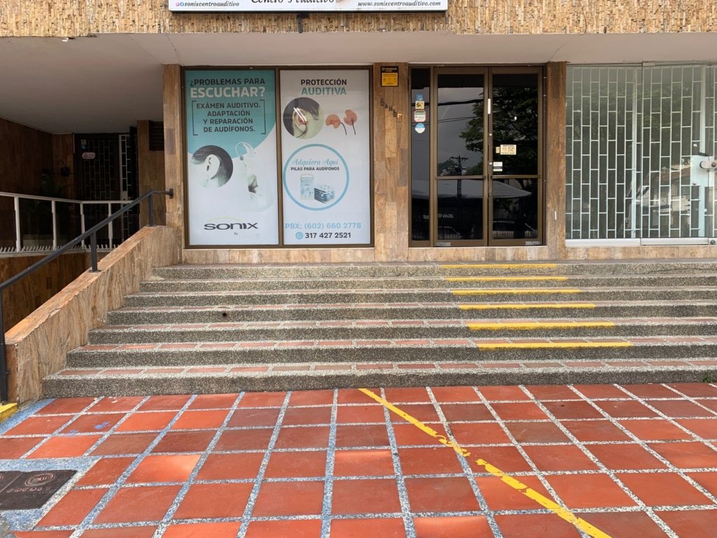 Alquilo local comercial en Punto estratégico en el Barrio Santa Mónica Residencial, Cali