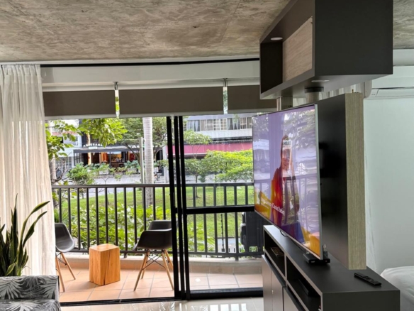 Loft en venta en el norte de Cali, segundo piso, acabados de lujo