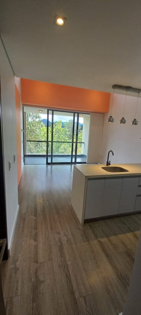 Arriendo Aparatamento en El Retiro Antioquia