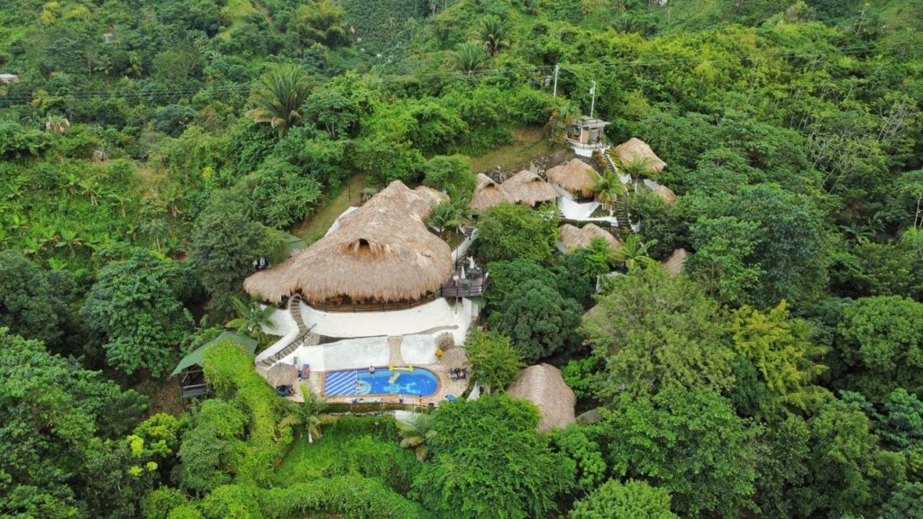 Hotel Ecolodge en Venta en Santa Marta – Caribe Colombiano | Alta Rentabilidad