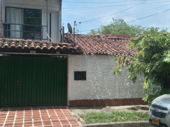 Casa en venta en Cali, barrio El Refugio