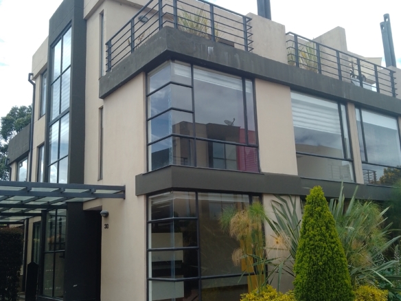 Venta casa en el Condominio Avalon Hills en Chía – Cundinamarca