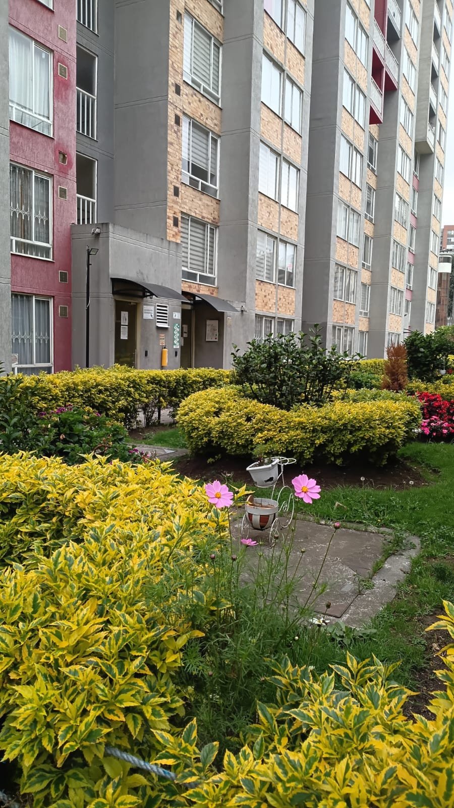 VENDO APARTAMENTO SENDERO DE CASTILLA I BOGOTA