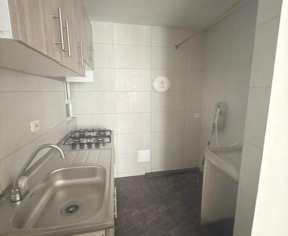 VENDO APARTAMENTO SENDERO DE CASTILLA I BOGOTA