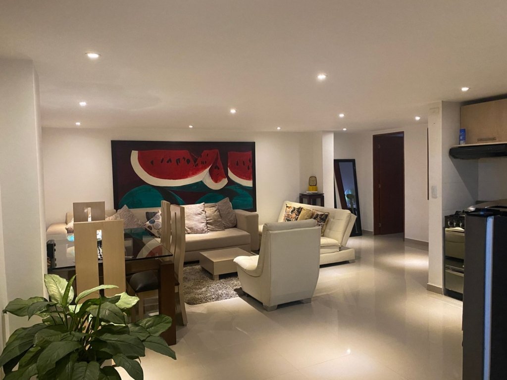 Apartamento en venta en Cristales, Cali – 63 m² remodelado