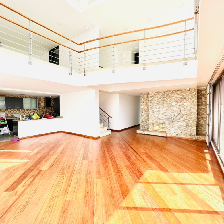 Penthouse dúplex esquinero en venta – Club House – Bogotá