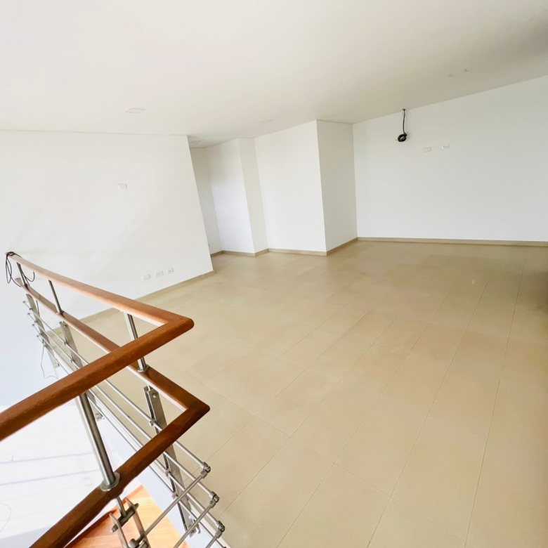 Penthouse dúplex esquinero en venta – Club House – Bogotá