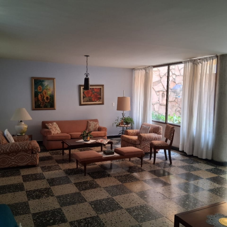 Casa en venta en Cabecera, Bucaramanga, excelente ubicacion
