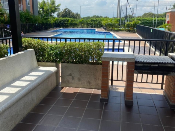 Apartamento en venta en Conjunto Residencial Caracolí, detrás de Valle del Lili – Cali