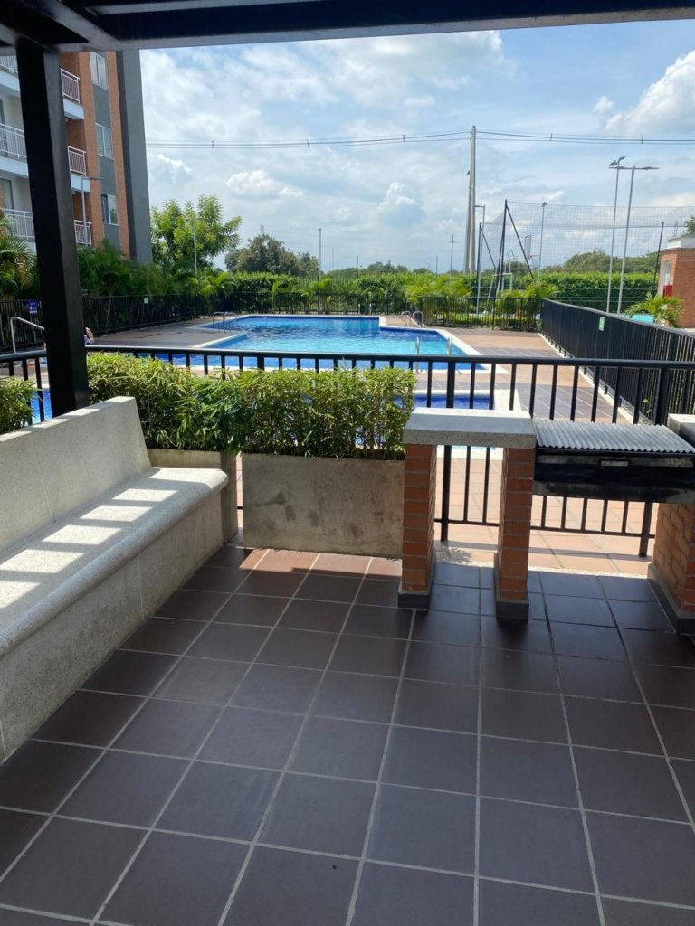 Apartamento en venta en Conjunto Residencial Caracolí, detrás de Valle del Lili – Cali
