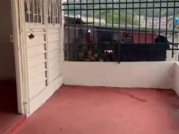 Casa esquinera en venta en Floridablanca, barrio José A. Morales