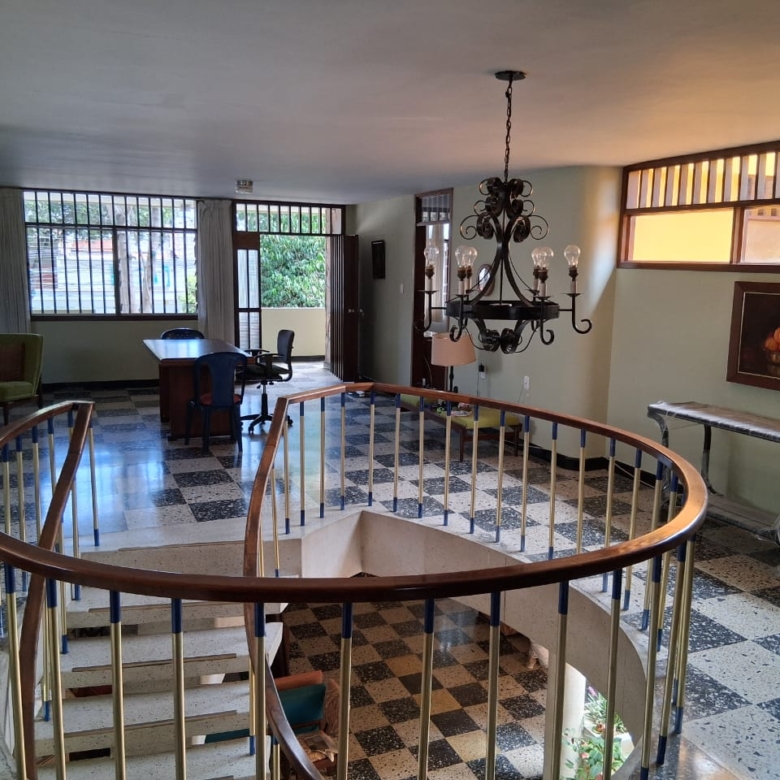 Casa en venta en Cabecera, Bucaramanga, excelente ubicacion