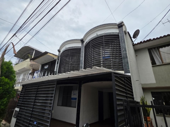 Casa en el norte de Cali en conjunto cerrado