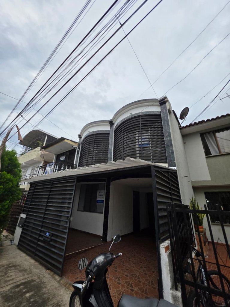 Casa en el norte de Cali en conjunto cerrado