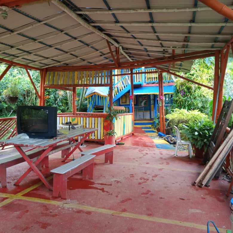 Eco Hotel en venta en Río Frío, Salónica – Vereda La Cristalina