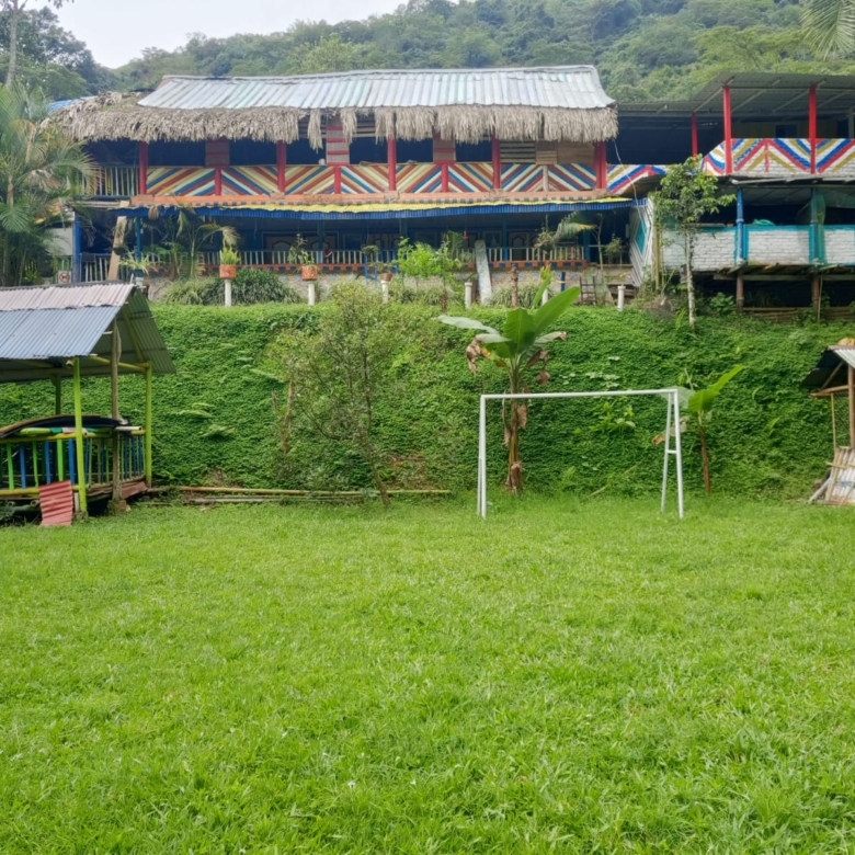 Eco Hotel en venta en Río Frío, Salónica – Vereda La Cristalina
