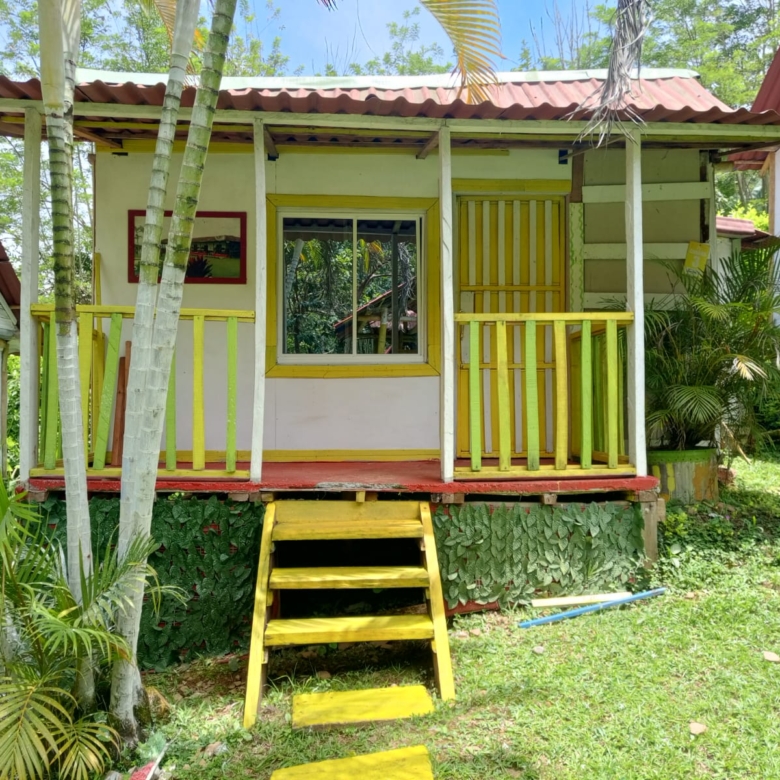 Eco Hotel en venta en Río Frío, Salónica – Vereda La Cristalina