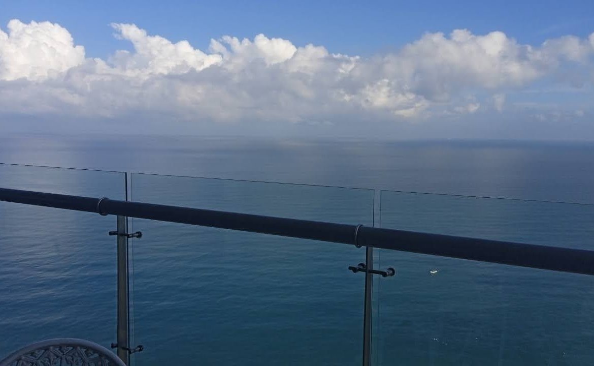 Arriendo Espectacular Apartamento con vista al mar en Cartagena