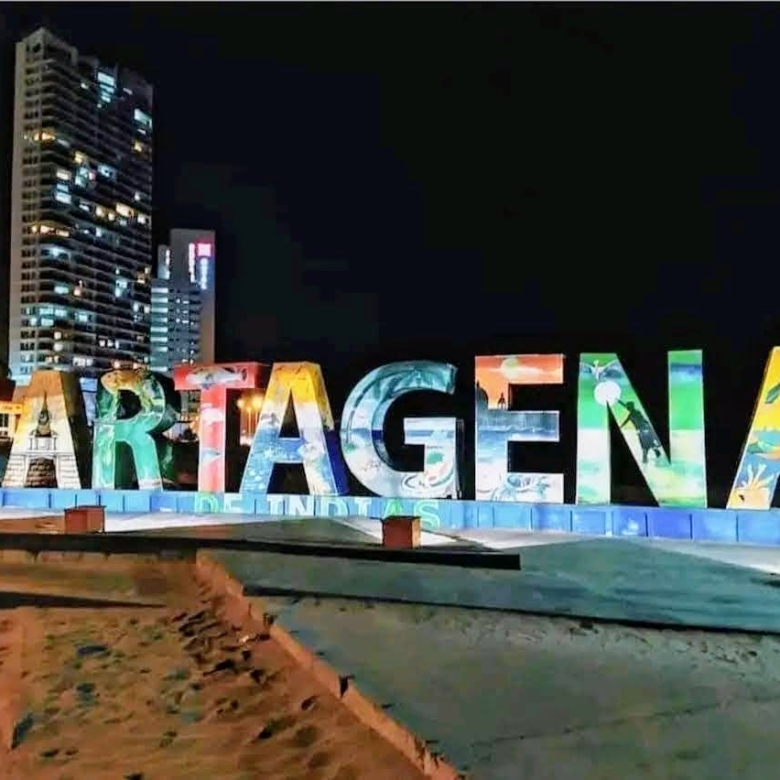 Arriendo Espectacular Apartamento con vista al mar en Cartagena