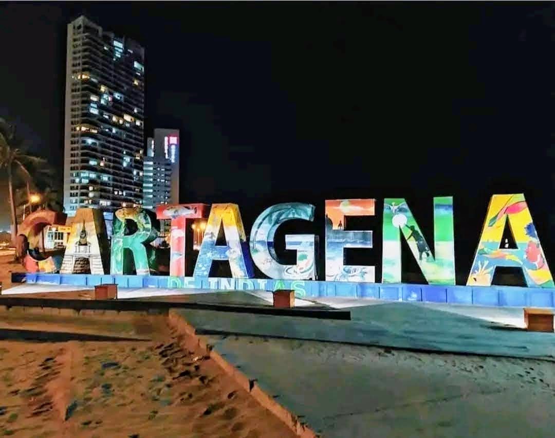 Arriendo Espectacular Apartamento con vista al mar en Cartagena