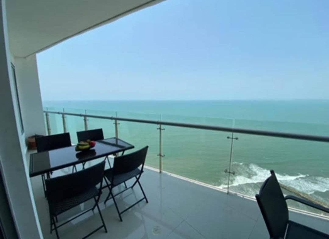 Arriendo Espectacular Apartamento con vista al mar en Cartagena